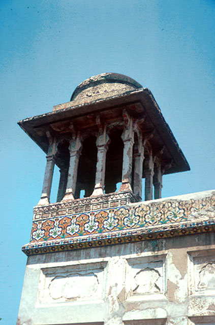 Exterior close-up of observation tower next to dome in Dai Anga's tomb