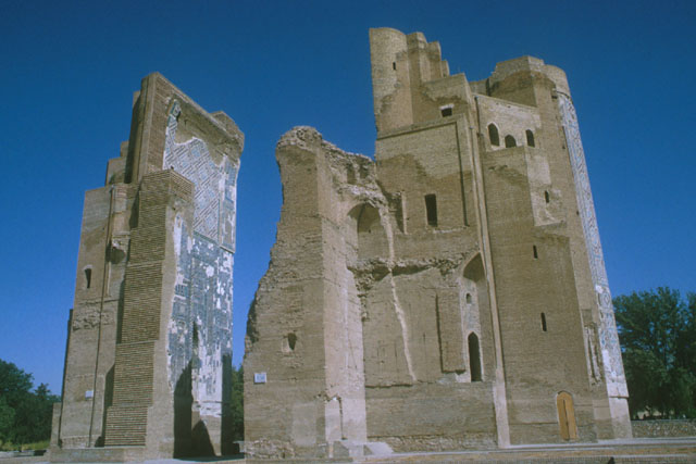 Aq Saray Palace Restoration