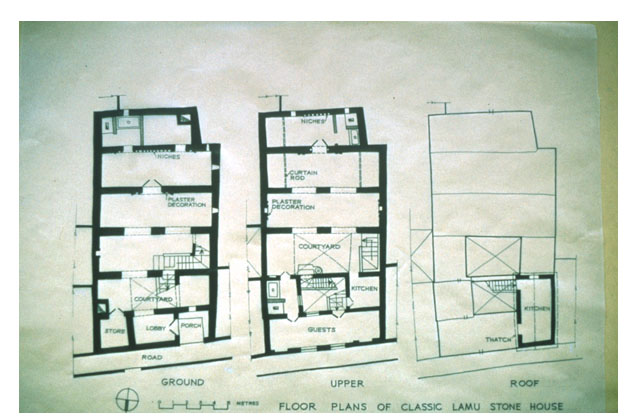 B&W drawing, floors' plan