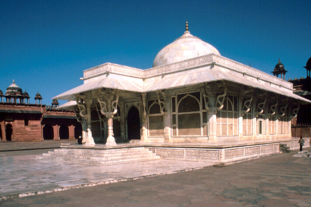 Salim Chishti Tomb - Exterior view toward northwest