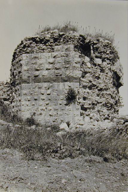 Khan al-Tujjar - Detail of tower