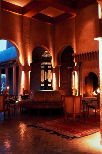 Lobby lounge area, illuminated by traditional Moroccan lanterns