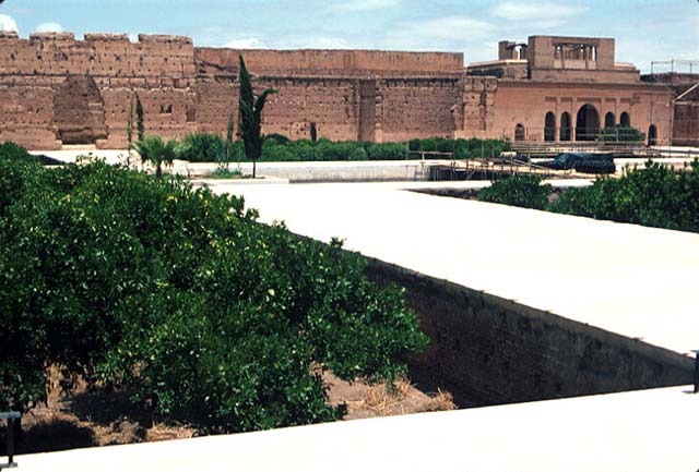 Badīʿ Palace (MEGT) - Courtyard, pavilion at right