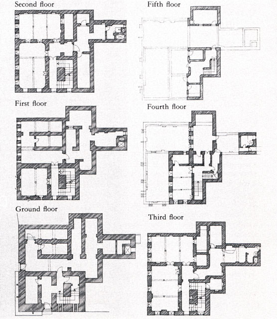 Floor plans of the House of Jarhum