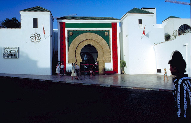 Lobby entrance, Igoudar complex