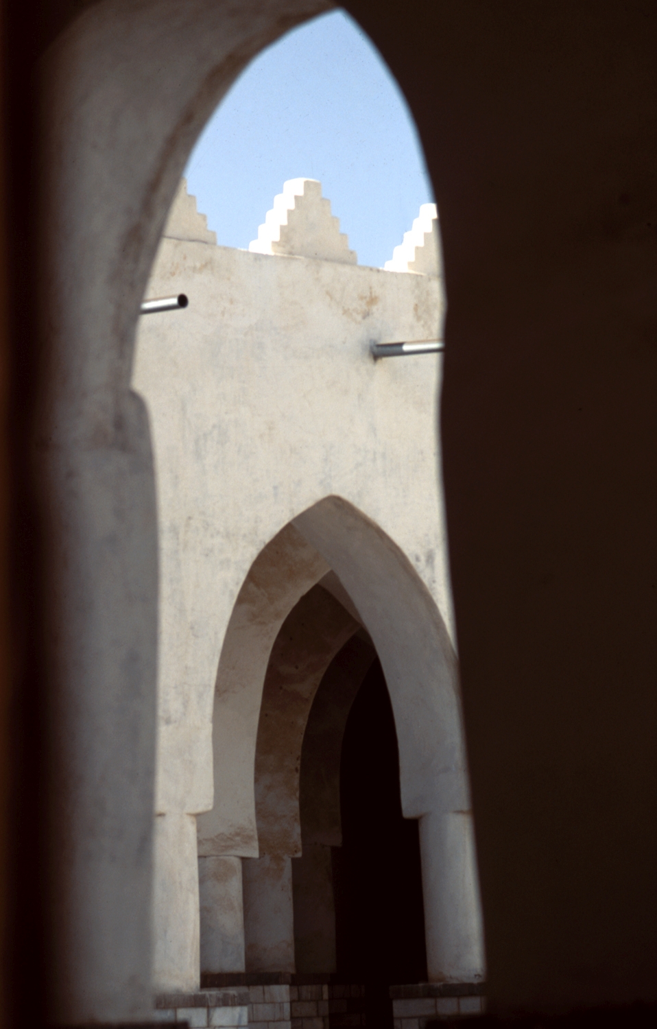 Jami' al-Janad. Courtyard. General view.