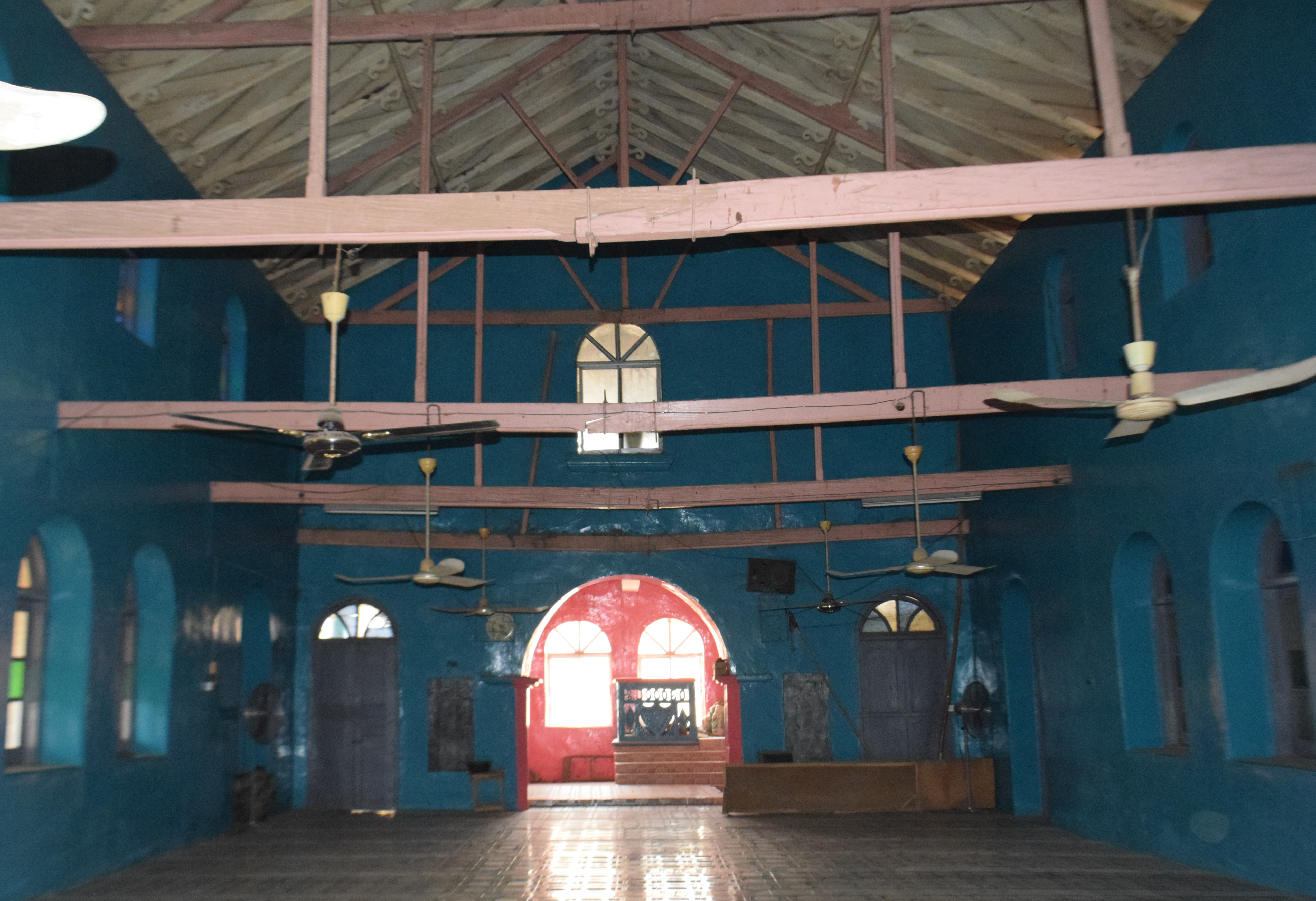 Ode Omu Central Mosque - Male prayer hall