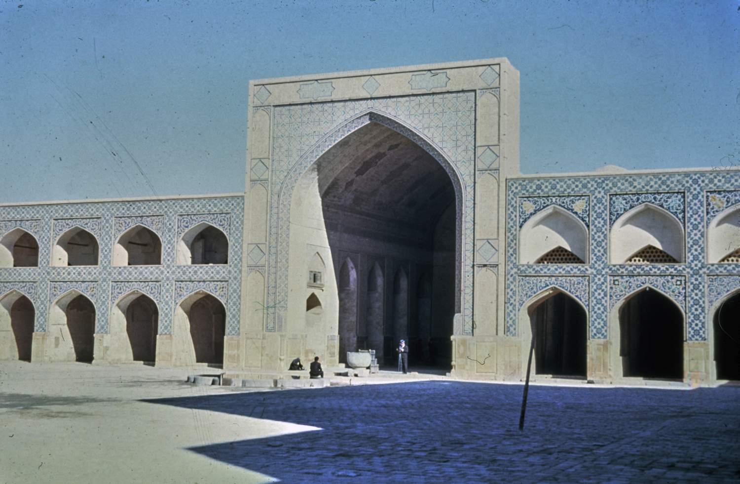 Masjid-i Jami' (Isfahan) - View of northeast iwan from courtyard.
