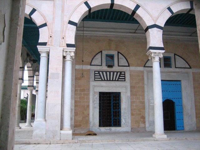 Masjid Hammuda Pasha - View of arcade and mosque entrance