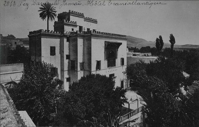 General view of Dar Ould Jamai (palace) or Hotel Transatlantique / "Fez, Dar Ould Jamaï, Hôtel Transatlantique"