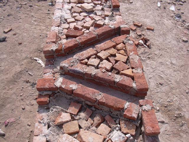 Preparing the bricks' decorative elements
