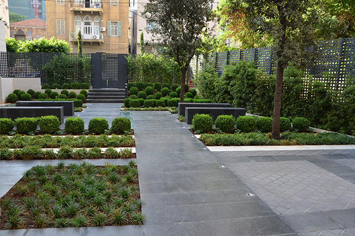 The final layout of this minimalist garden is founded on linearity and symmetry