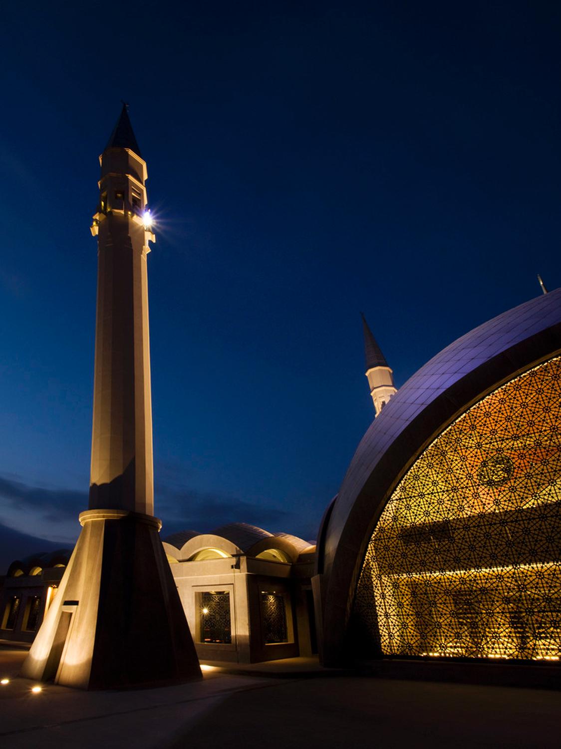 View of the minaret, dome and lighting design