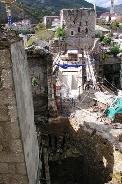 Reconstruction of Mostar Bridge Complex - Masonry of bridge's parapets