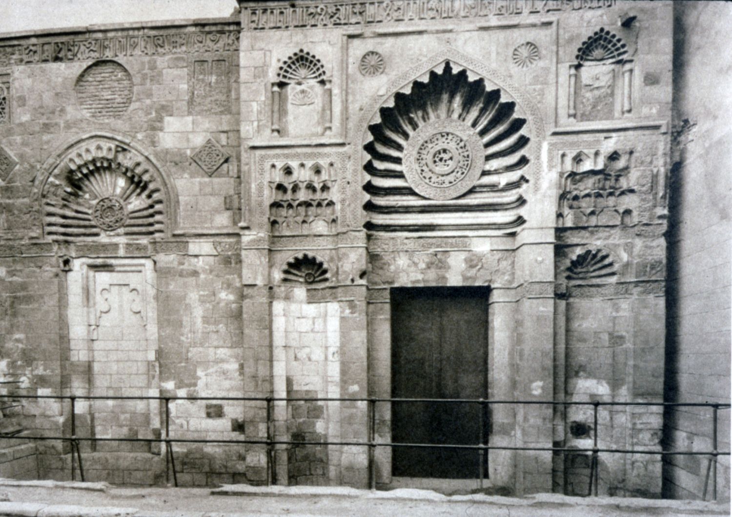 Facade of mosque before restoration.