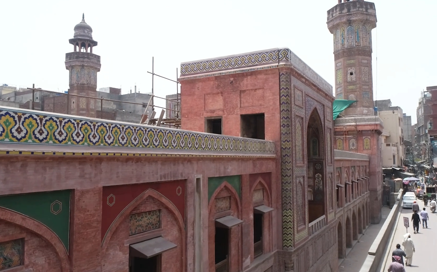 <p>Conservation of the Wazir Khan Mosque, North Facade</p>