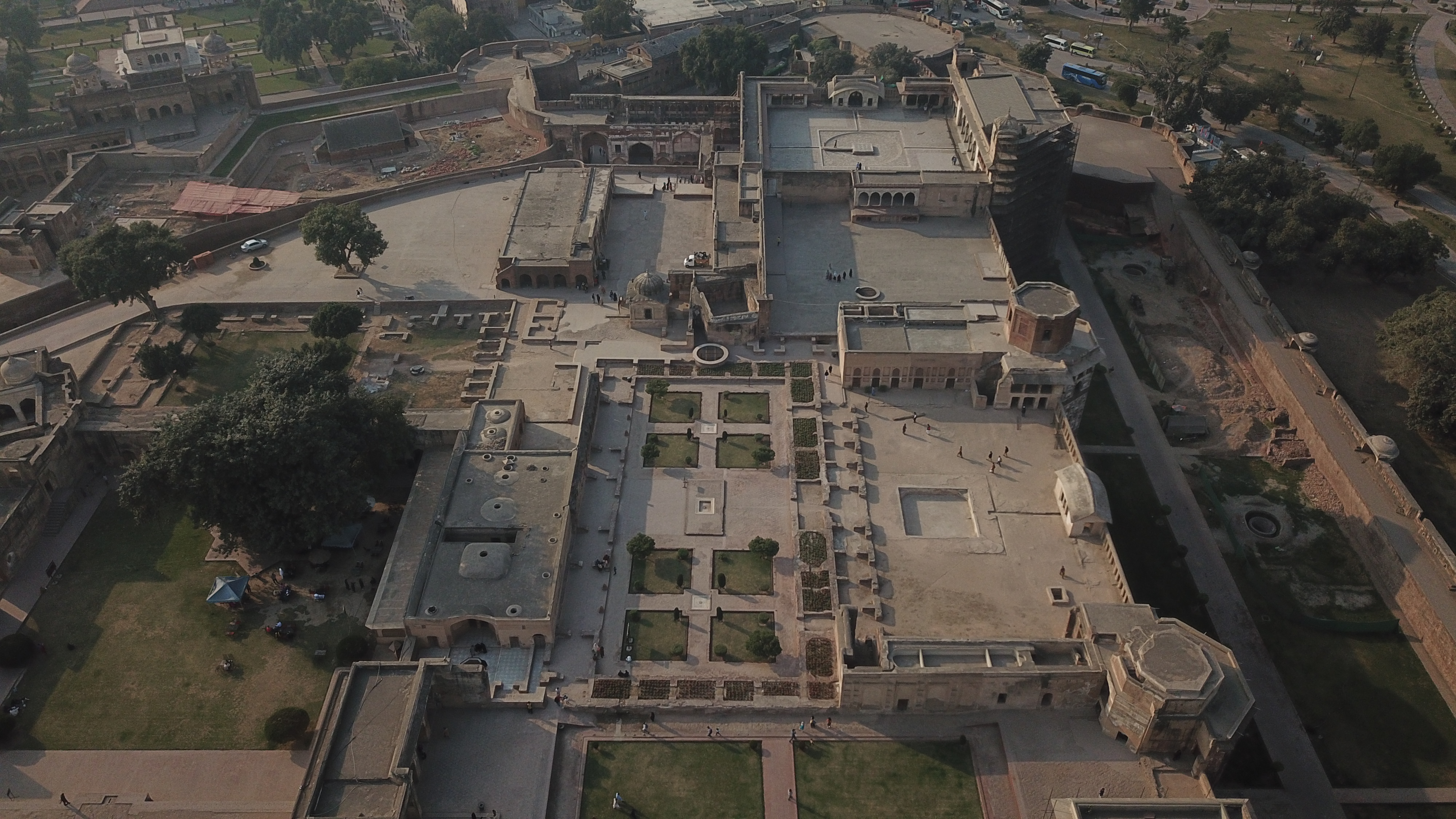 Khilwat Khana Restoration - <p>Drone photograph from the east over the Khilwat Khana Quadrangle<strong> </strong>and the Lahore Fort</p><p><br></p>