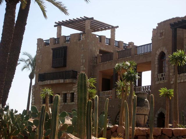 Main gate tower, Marzouka villa