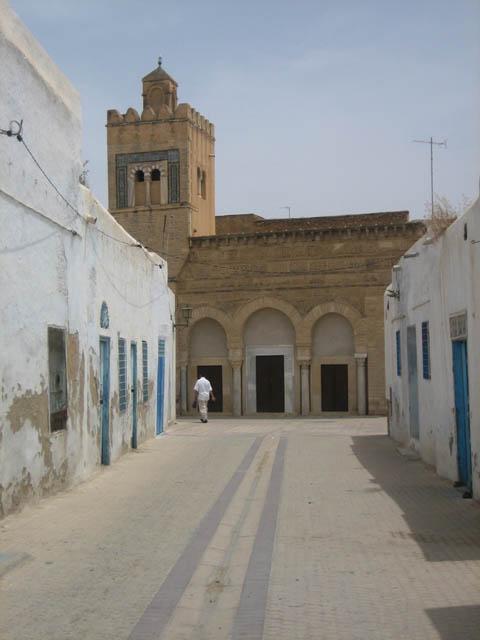 Jami' al-Abwab al-Thalathah