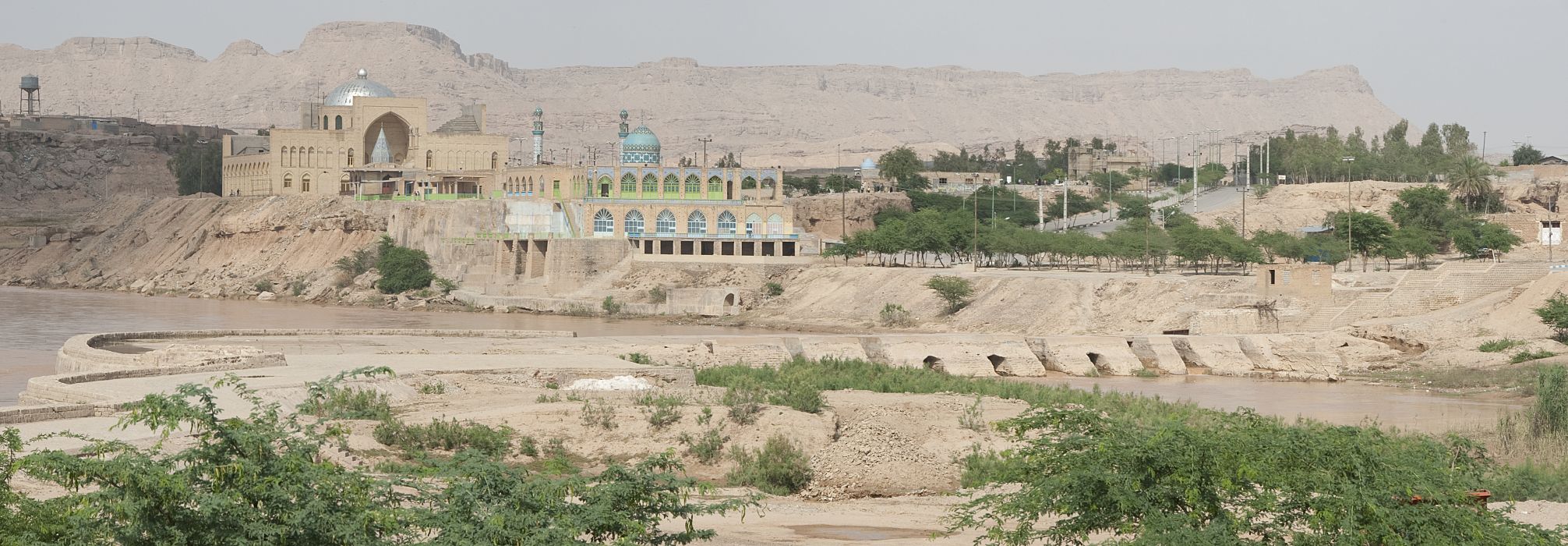 Band-i Mizan - View of dam from southwest.&nbsp;