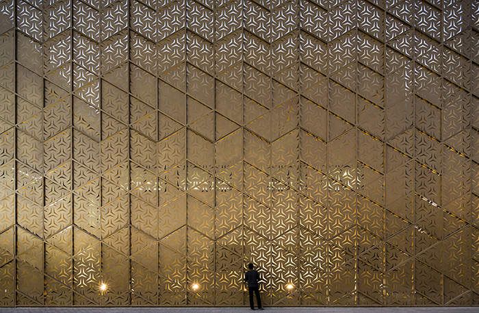 Ali Mohammed Thuniyan Alghanim Medical Centre - Perforated mesh view at night