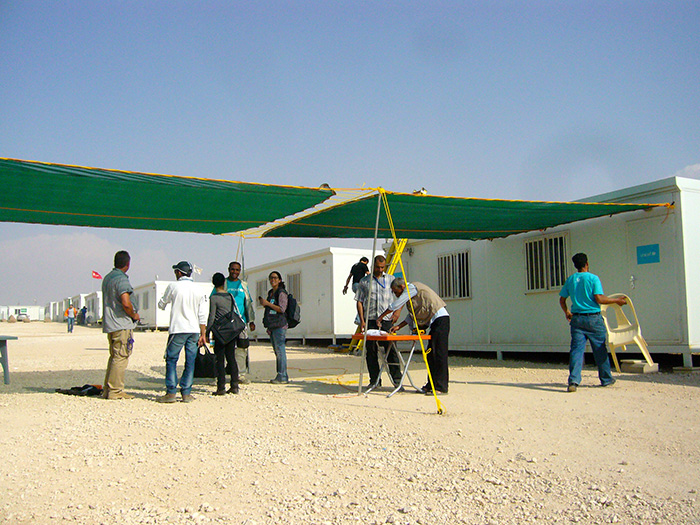 Zaatari Camp Shelter Summerization - Installation of the veranda 