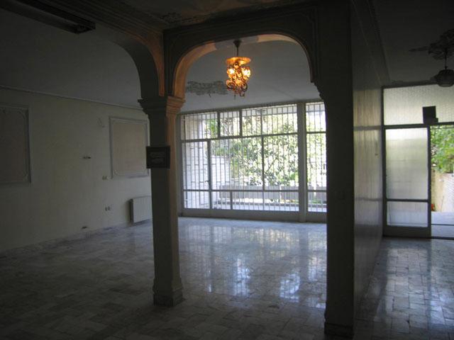Nashr Yadavaran Administrative Building - Interior space of the building before regeneration