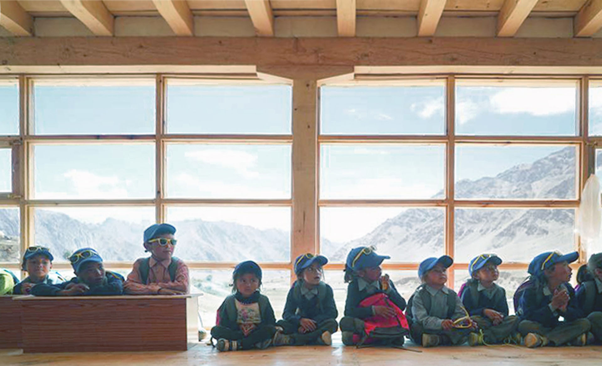 <p>The new classroom for 25-30 children allows school to be held during the harsh winter months and is located on an upper embankment of the river, safe from flooding.</p>
