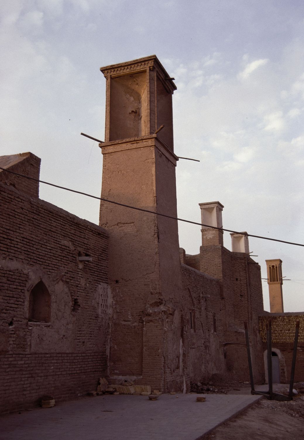 View of wind towers (<span style="font-style: italic;">badgirs</span>).