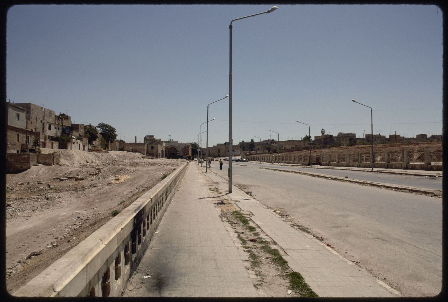 Road approaching Bab Qinnasrin in Aleppo, Syria.