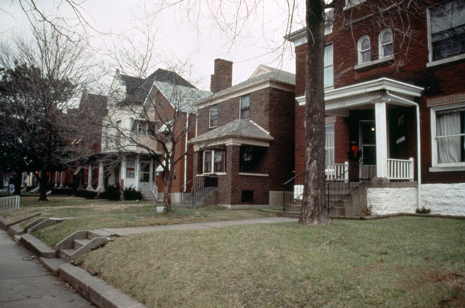 View looking north on 4th Street, with surrounding houses