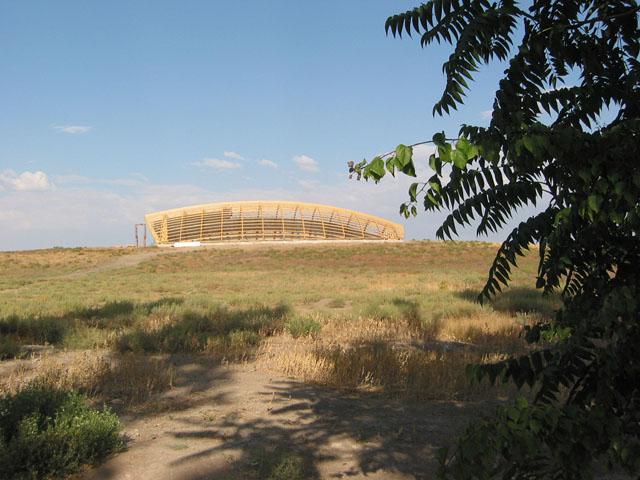 Side view of the structure while polycarbonated panels are being implemented